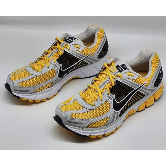 Nike Air Zoom Vomero 5 'University Gold' FB9149-002 - Picture 3 of 14